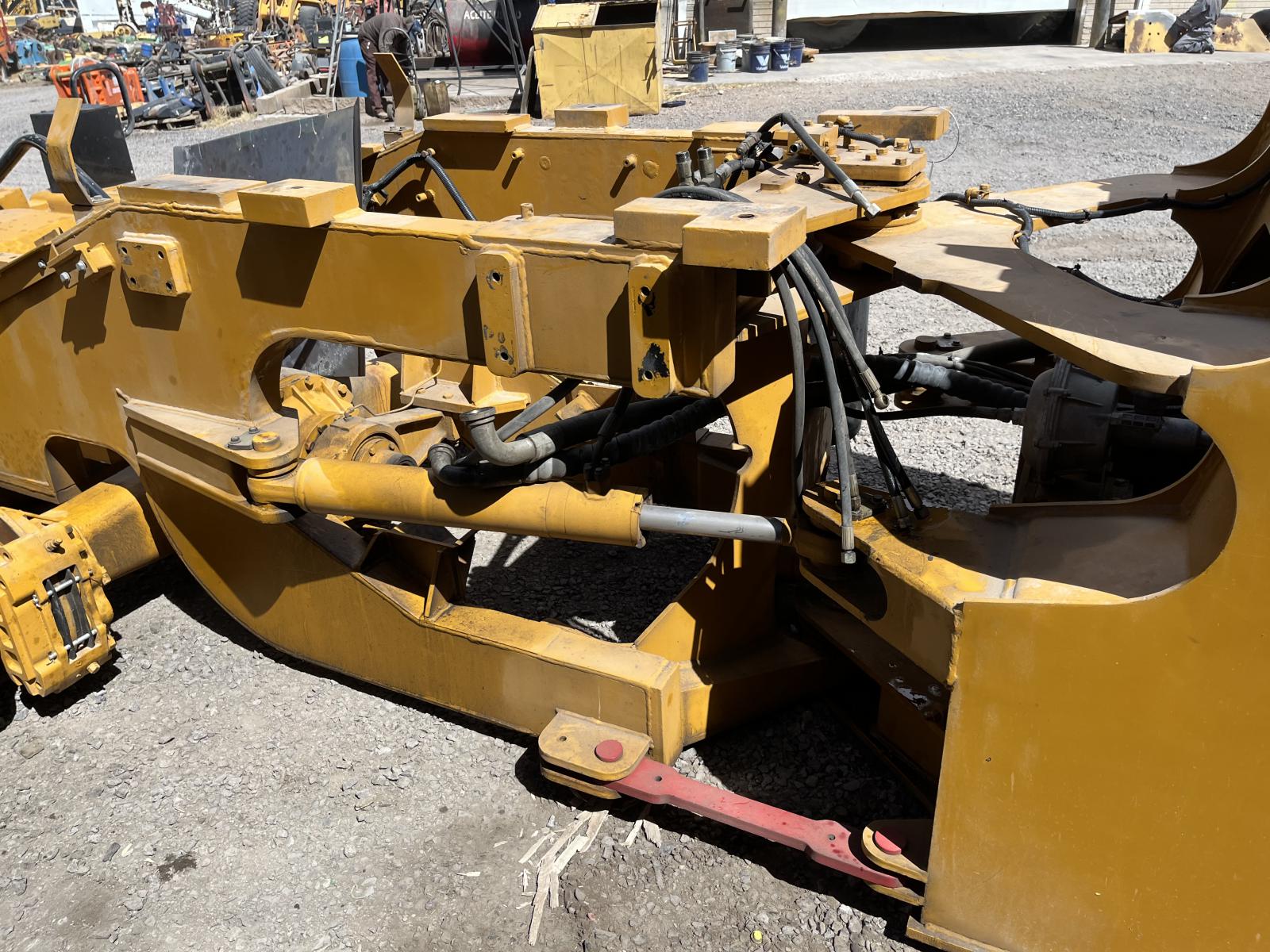 ./imagenes/INVOICE/2019/18072/CATERPILLAR 966H (10).JPG